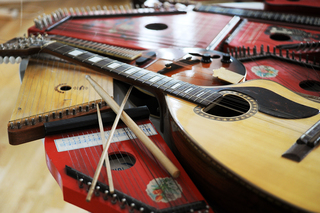 visual installation with silvia ocougne's guitars